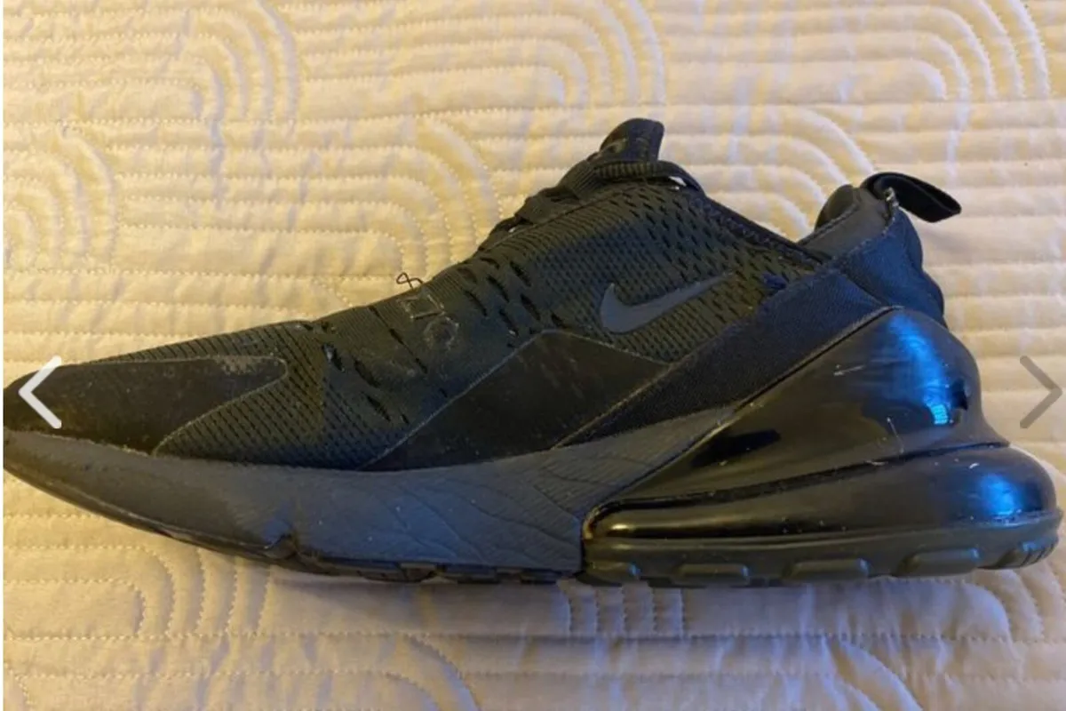 Nike 270 Black trainers Size 6.5 - Image 4