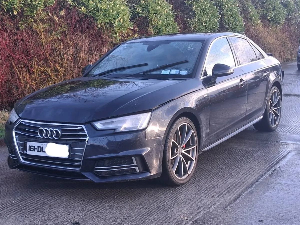 AUDI A4 S LINE LIGHT DAMAGE - Image 1