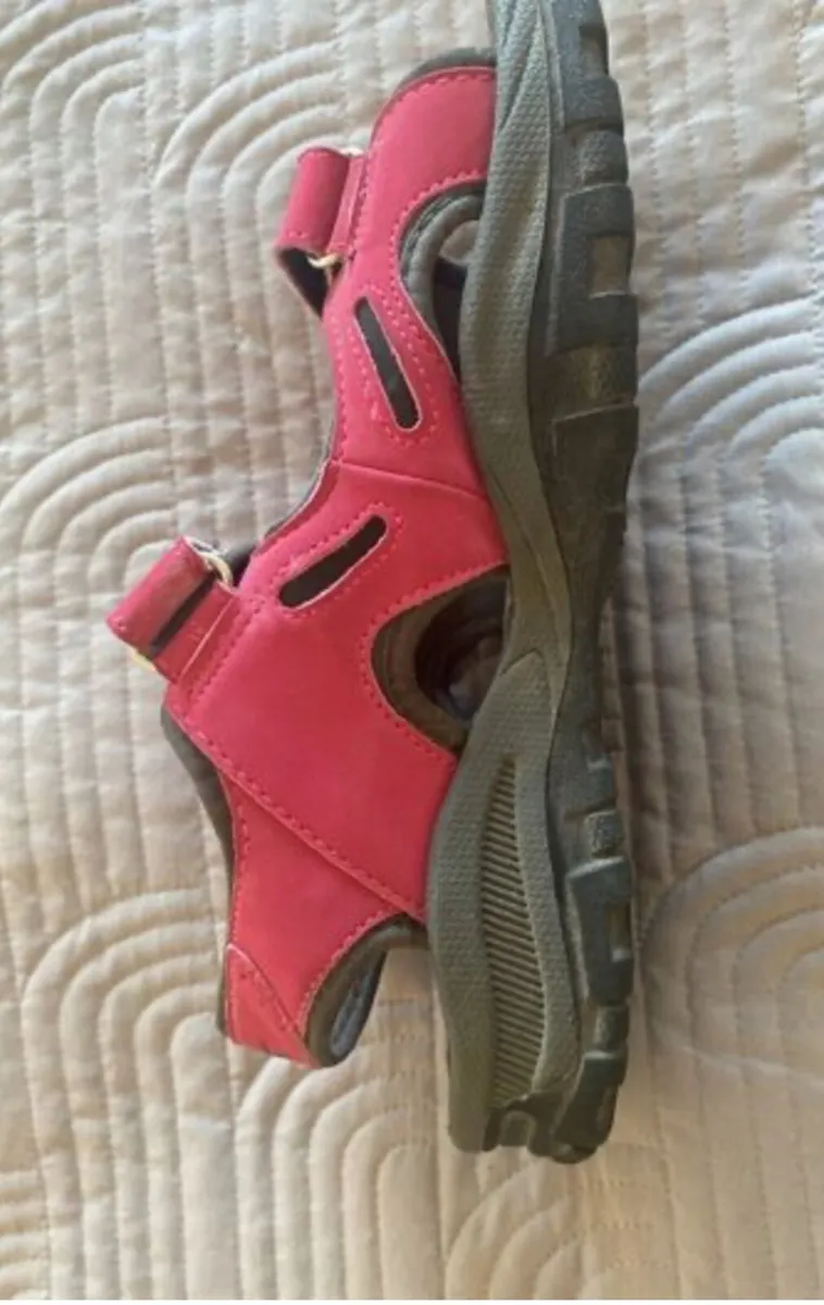 Sandals - Slazenger - Size 6UK - Image 2