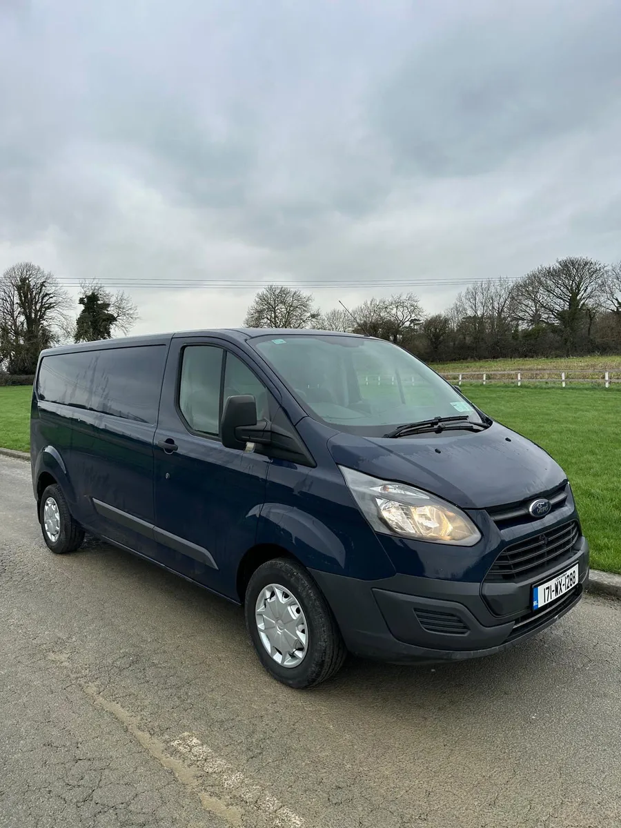 Ford Transit Custom 2017 Cvrt 8/26 - Image 1