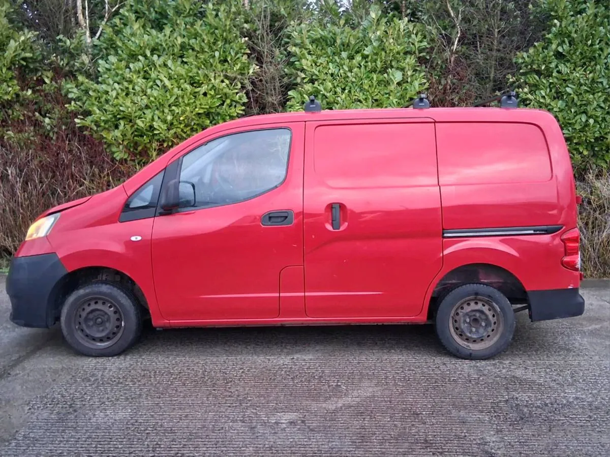 NISSAN NV200 - Image 2
