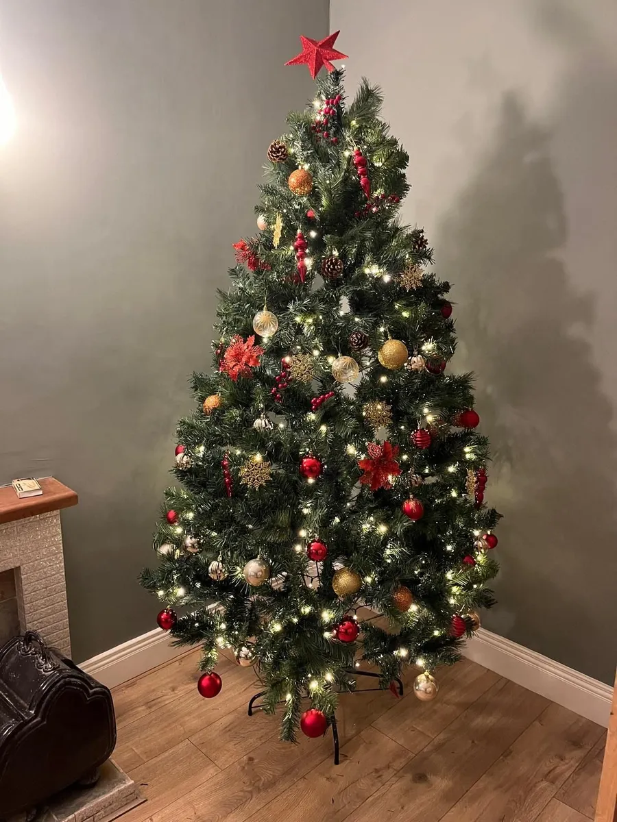 Christmas tree - Image 2