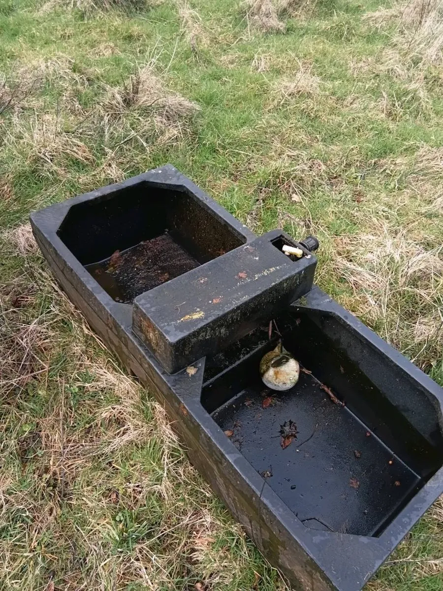 Water trough - Image 1