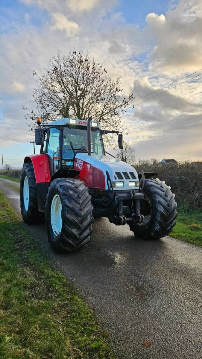 Steyr 9145 w/ loader - Image 3