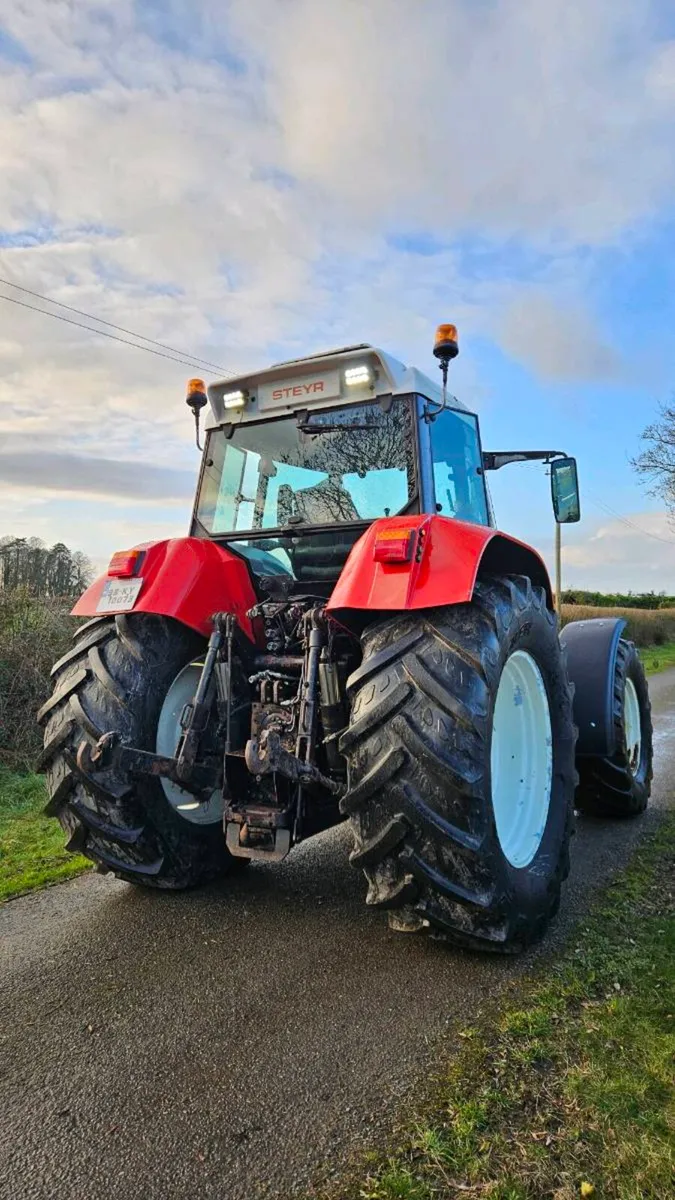 Steyr 9145 w/ loader - Image 4