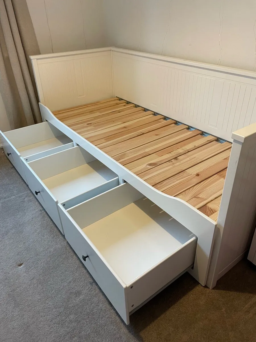 IKEA HEMNES Day Bed + 2 mattresses - Image 2