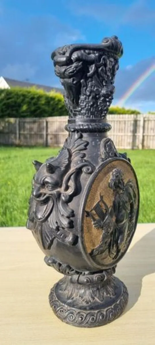 Vintage ornate large vase with cherub - Image 4