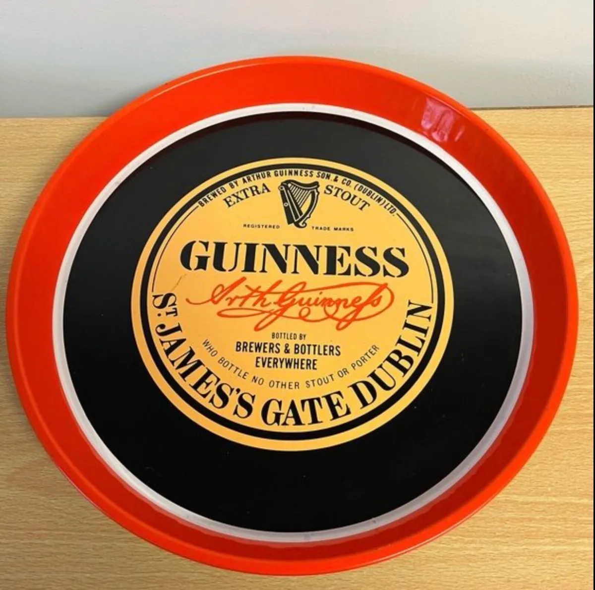 Pub memorabilia - Image 1