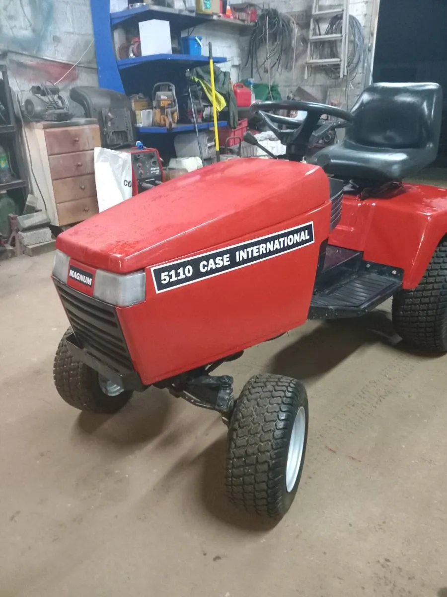 Case tractor twin cylinder engine - Image 1