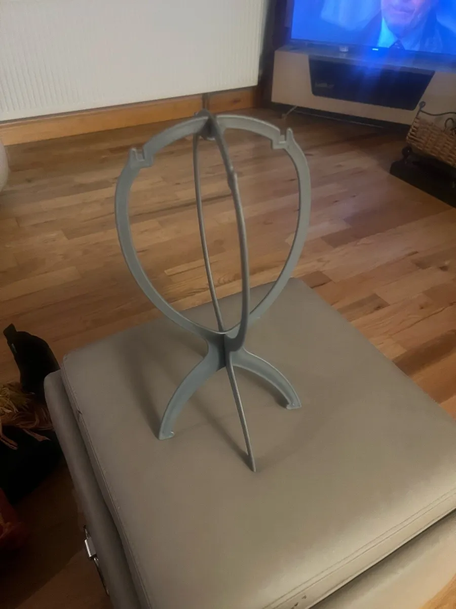 Ellen Wille Wig - Image 3