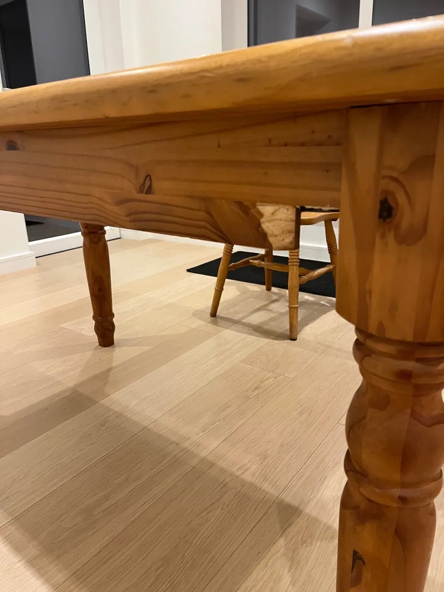 Kitchen table - Image 2