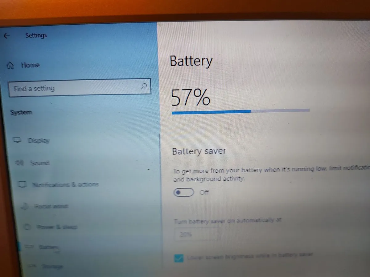 Samsung 15.6 Laptop, Model NP-R530, Red, 2GB 300GB - Image 3