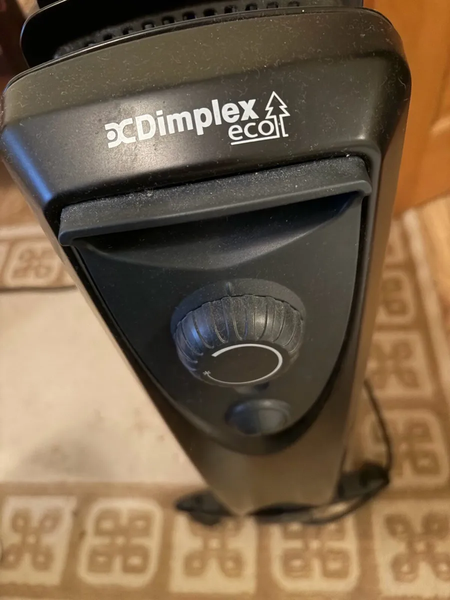 Simplex 2kw oil filled column radiator - Image 1