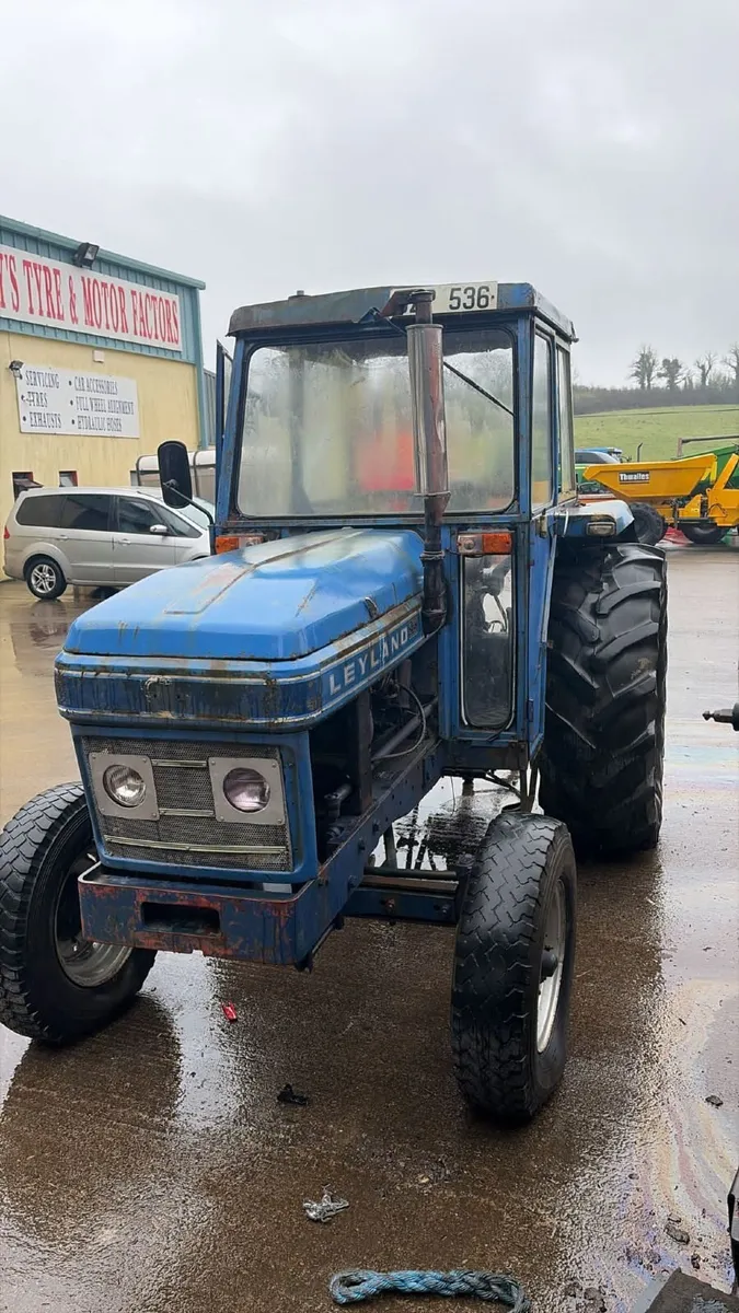 Leyland 255 tractor - Image 2