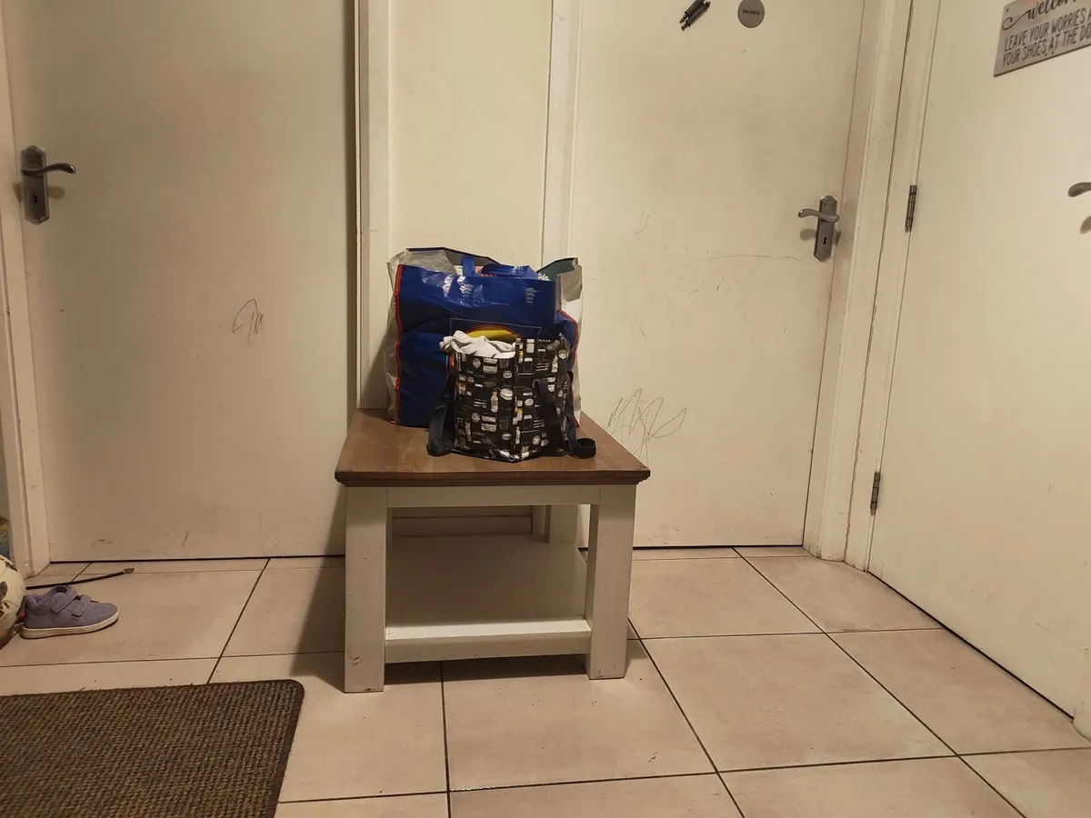 Table + Chairs + office desk - Image 2