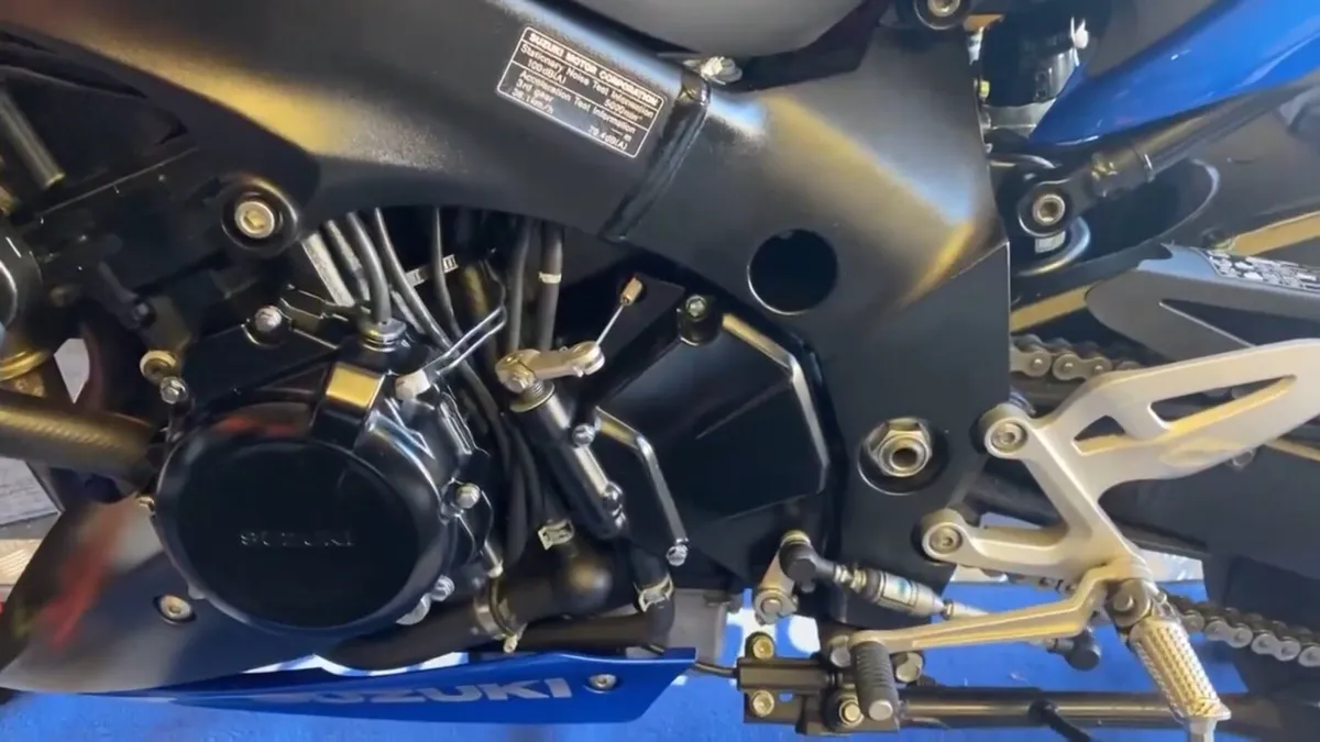 Gsx-s 1000 - Image 4