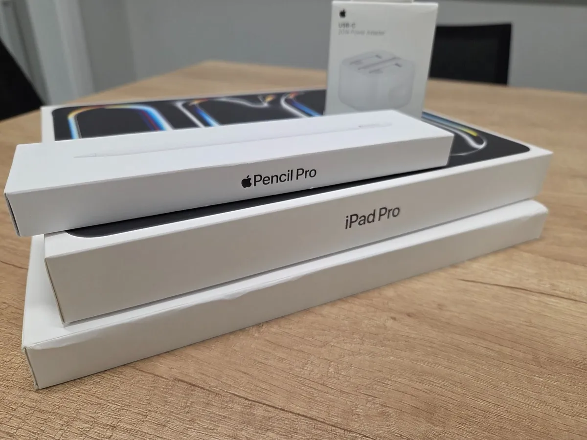 NEW 2026 M5 Apple iPad Pro 13 Keyboard and Pencil - Image 2