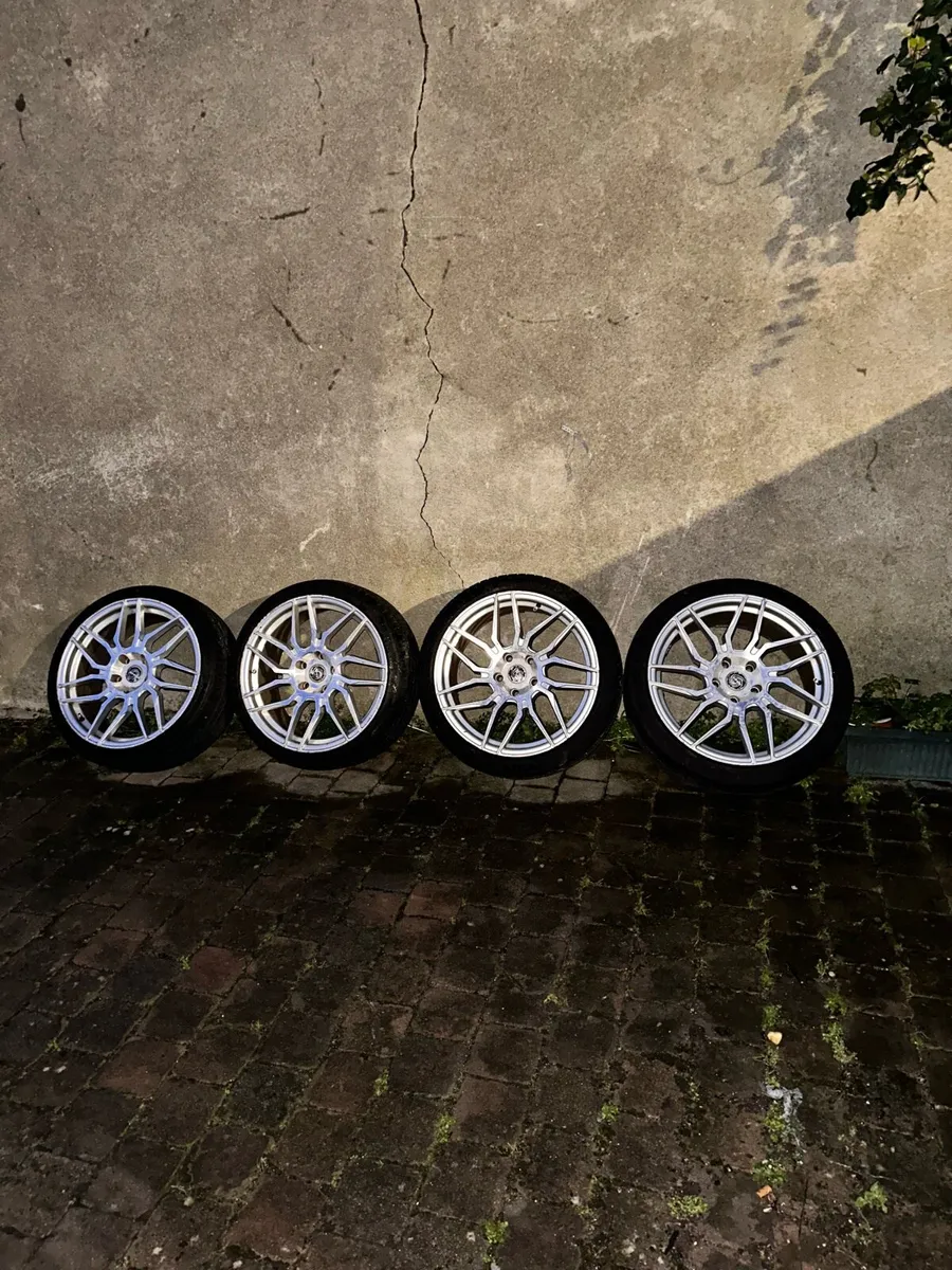 19” Alloys with great tyres - Image 2