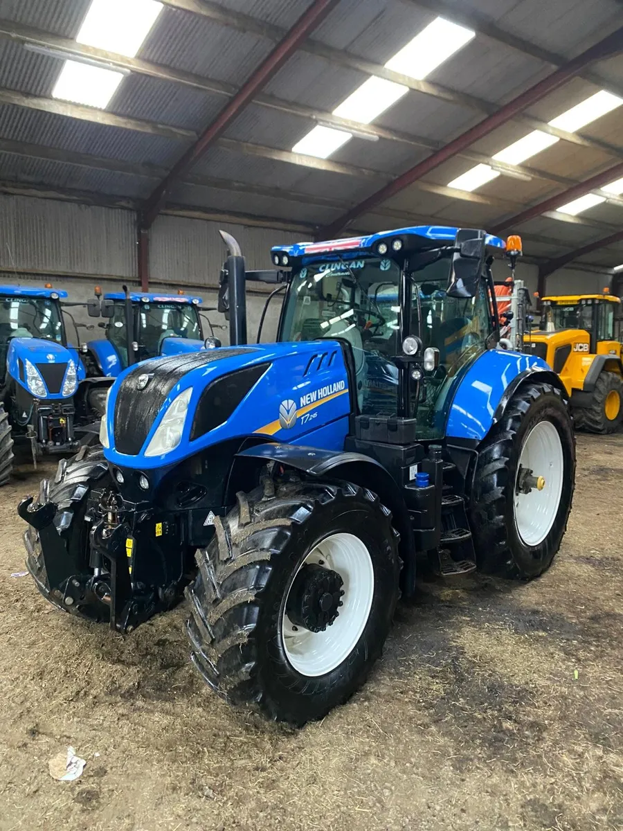 New holland tractor - Image 1