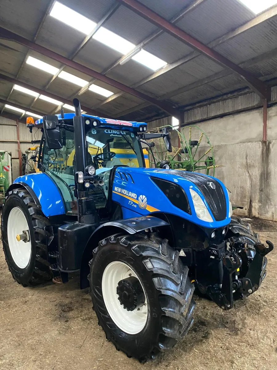 New holland tractor - Image 4