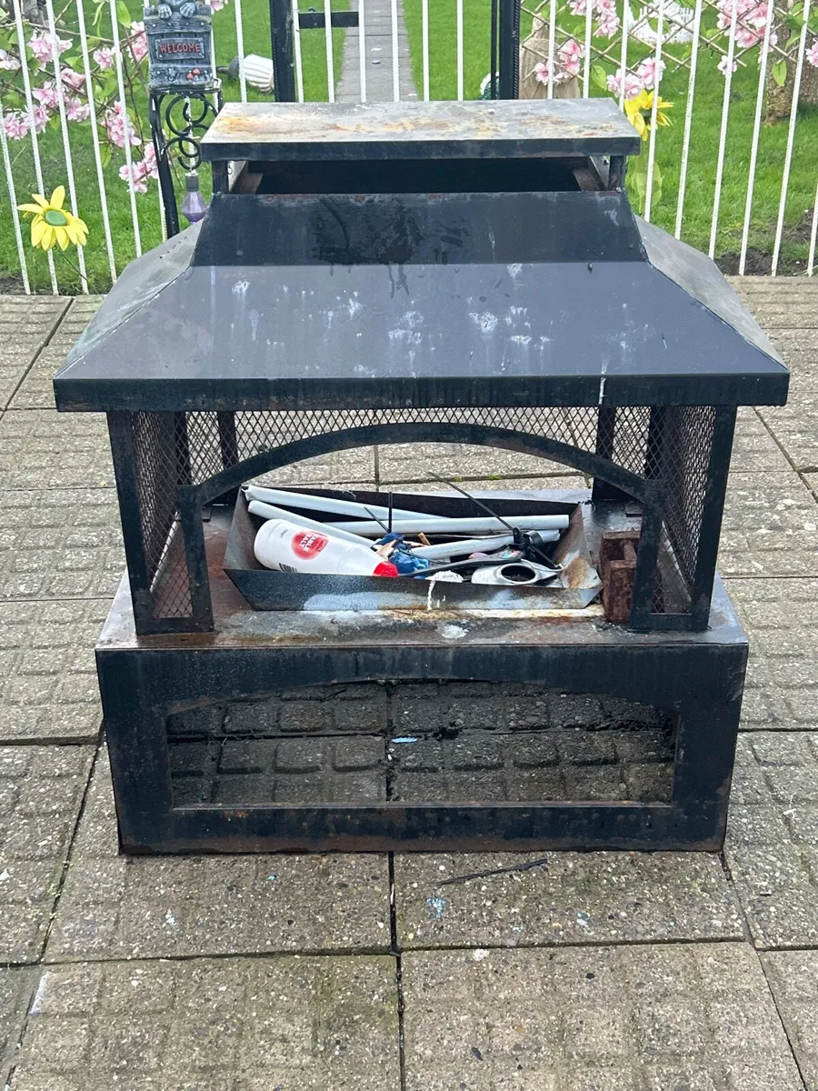 Fire stand - Image 1