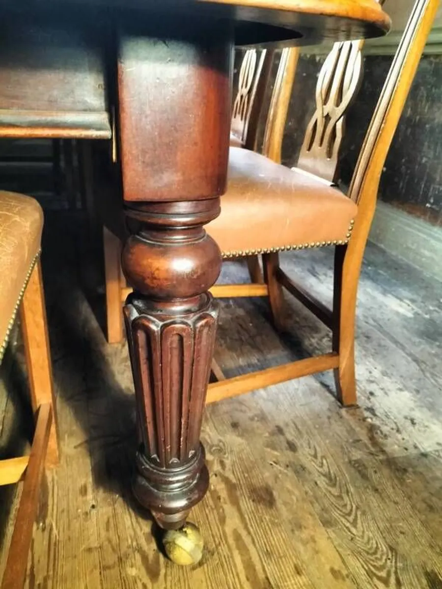 Victorian mahogany extension Dining Table - Image 4