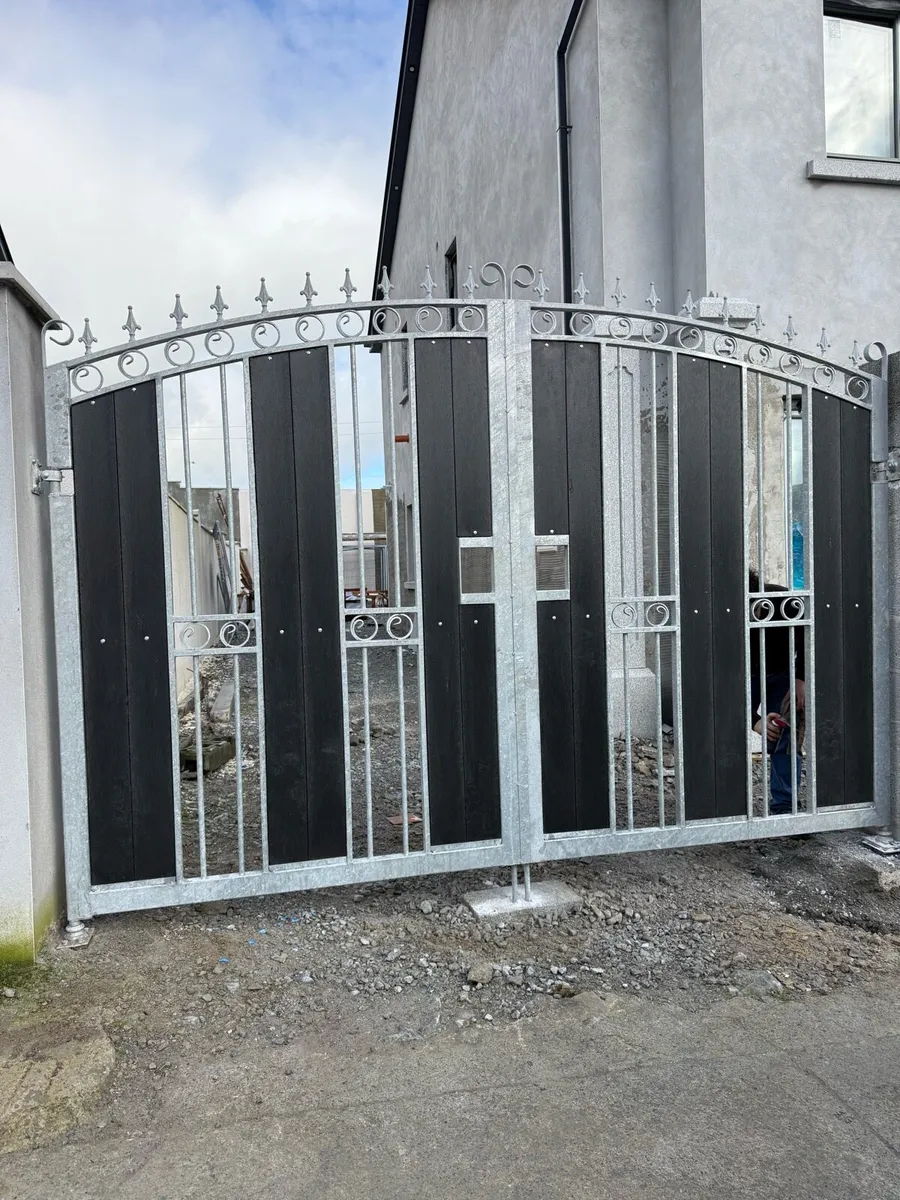 Modern gates with PVC infill & 100 years warranty - Image 3
