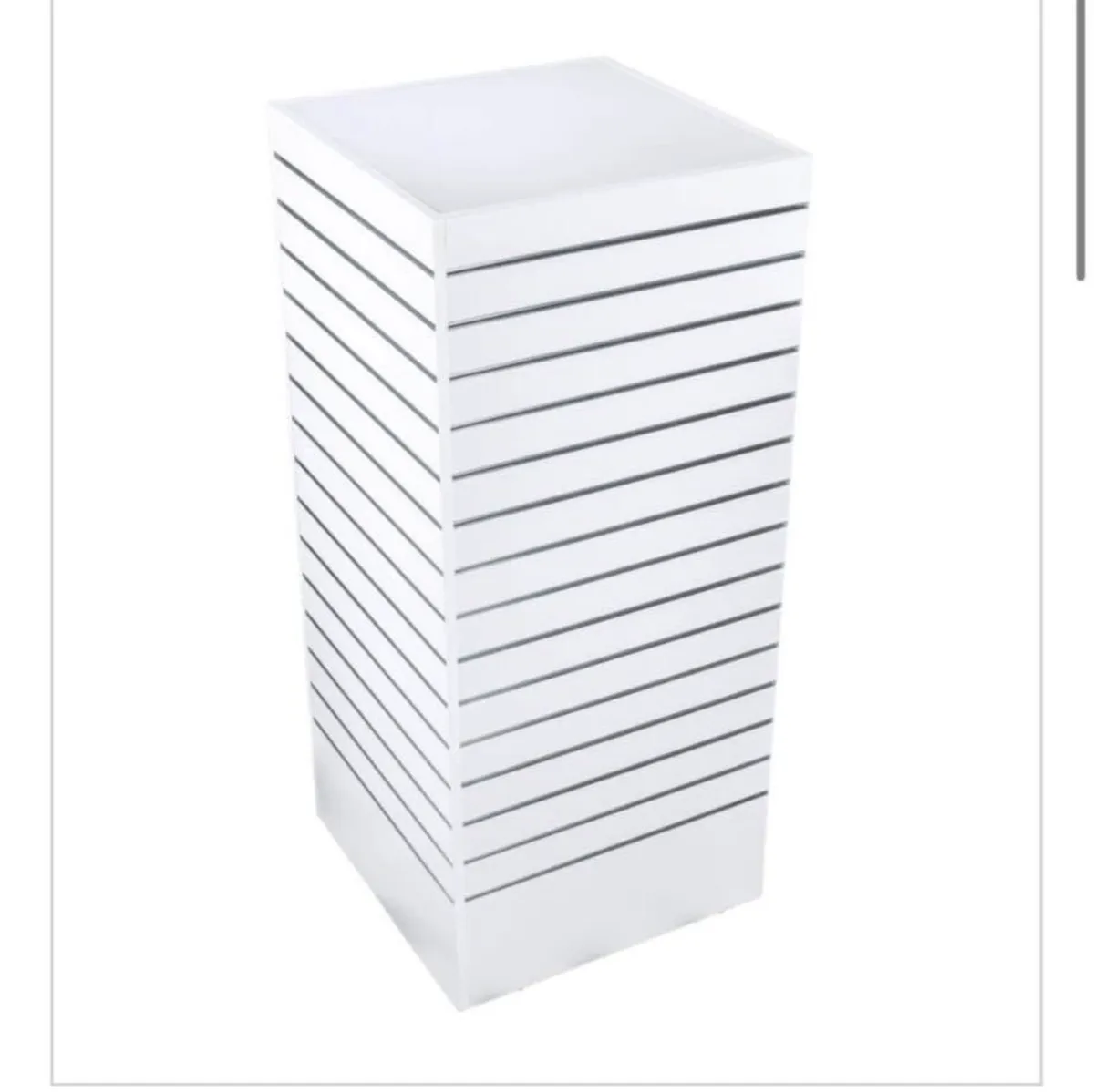 Slat wall display stands on wheels