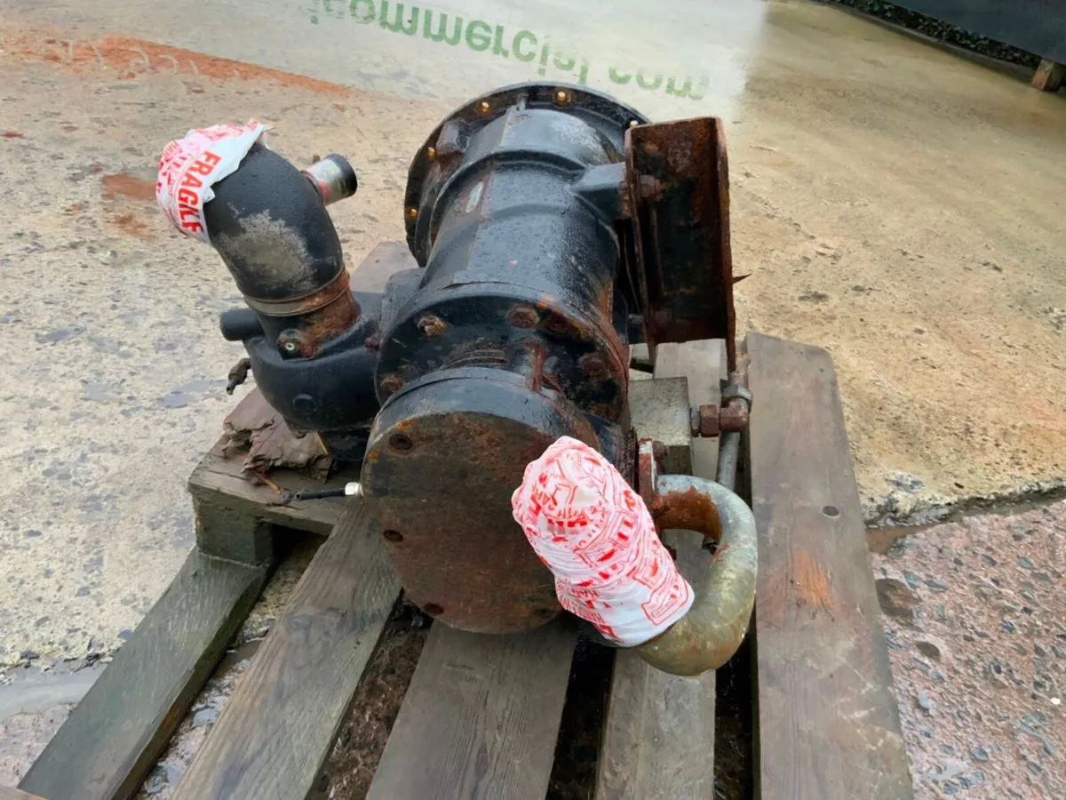 KAISER COMPRESSOR HEAD.. - Image 4