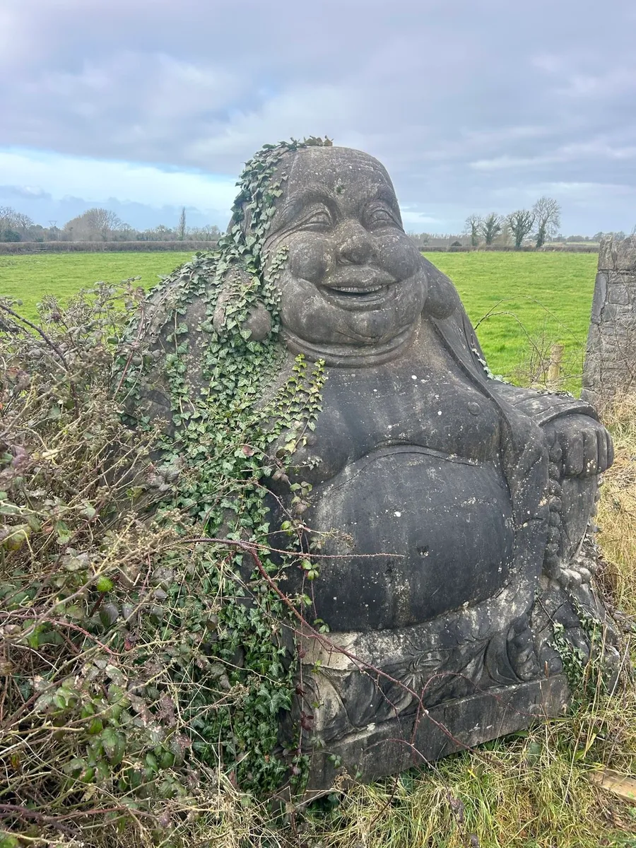 Giant Limestone Buddha 7.5 feet tall x 8 tonnes - Image 3