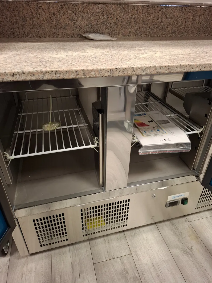 Granite Top Pizza Prep Counter With Cold Topper - Image 3