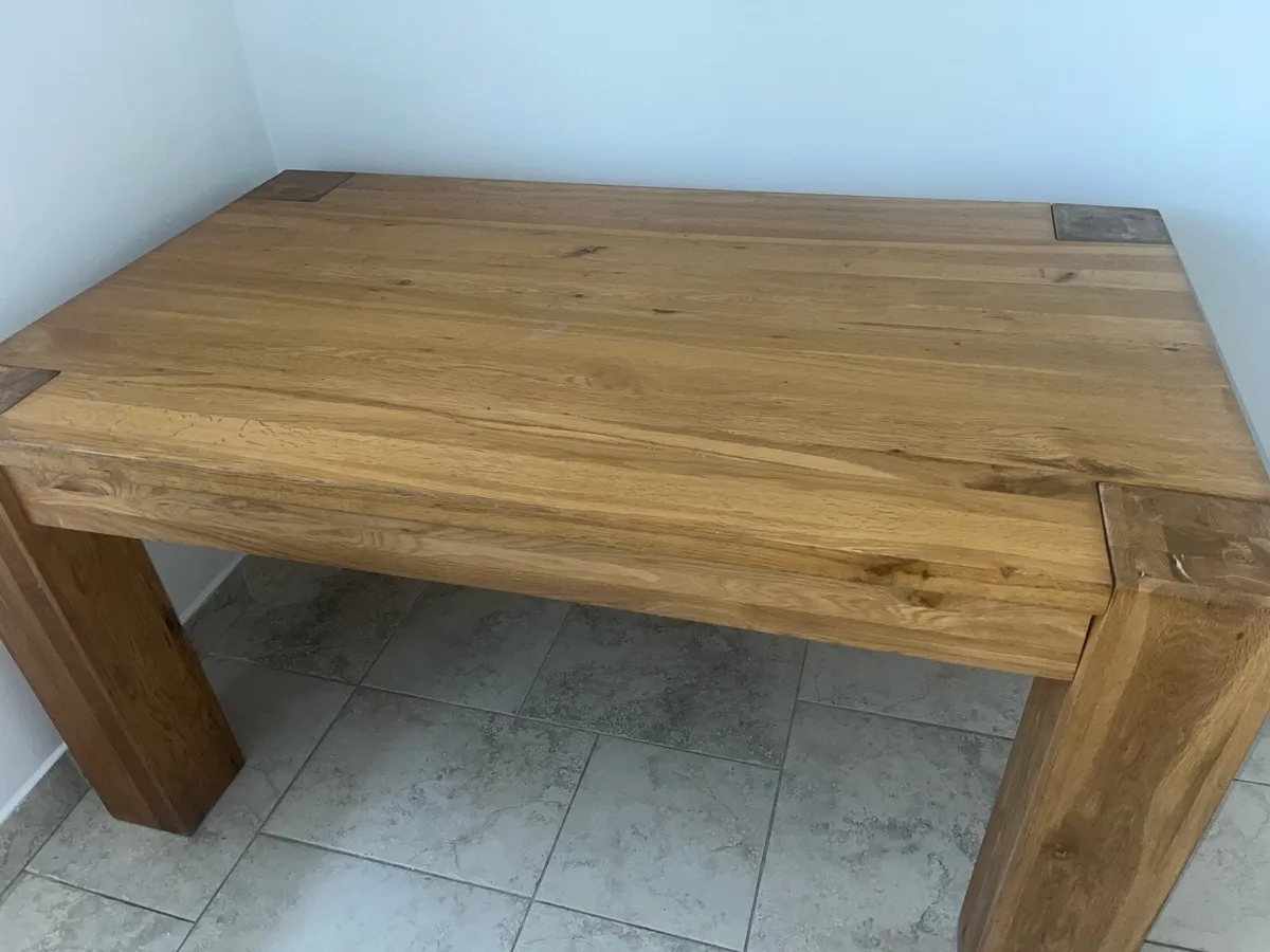 Kitchen table - Image 2