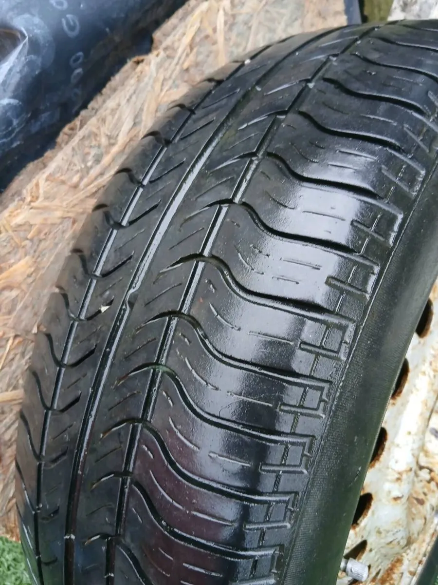 Toyota dyna wheel tyre - Image 2