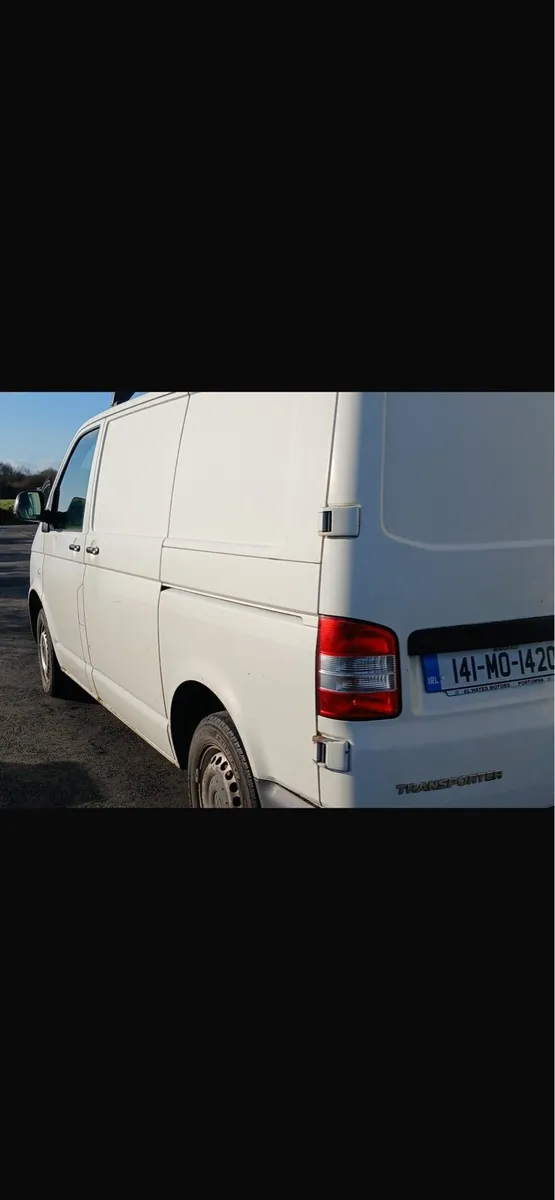 Volkswagen Transporter - Image 4
