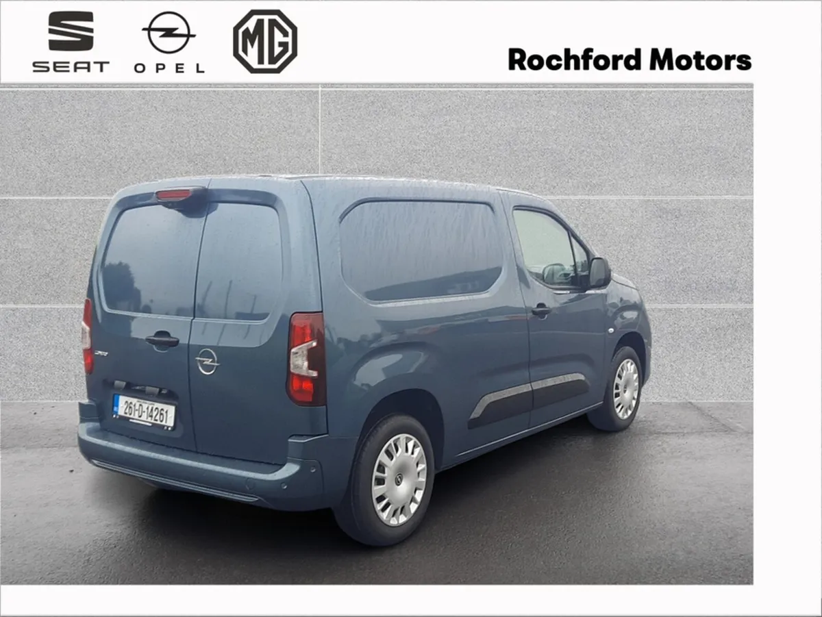 Opel Combo L1H1 Sportive 1.5 130HP AUTO - Image 4