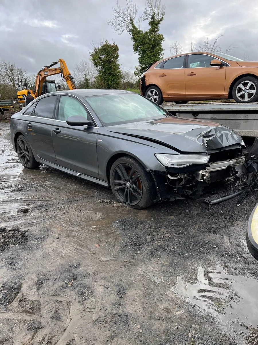 Breaking audi a6 c7 s line 2.0 ddda skb LZ7S 2017 - Image 1