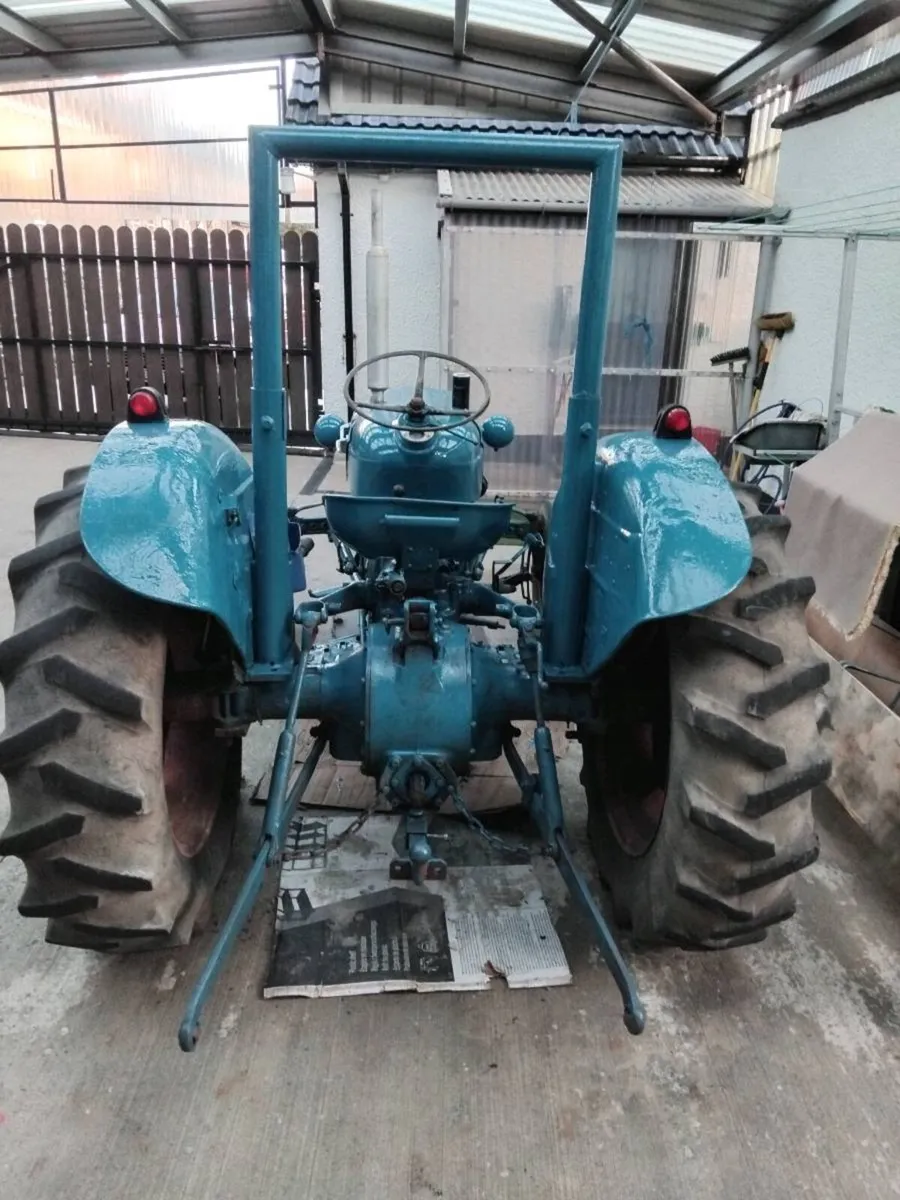 Fordson dexta...triumph dolomite - Image 4