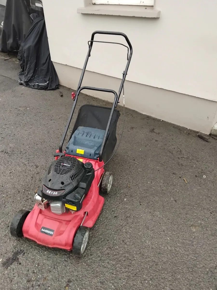 2021 push lawnmower working perfect - Image 3