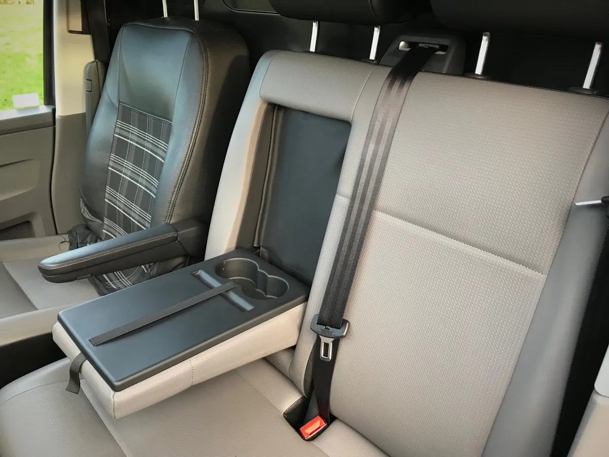 VW Transporter T6.1 LWB Auto Highline 2023 - Image 2