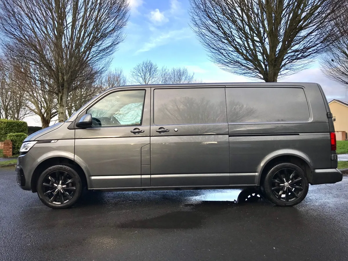 VW Transporter T6.1 LWB Auto Highline 2023 - Image 3