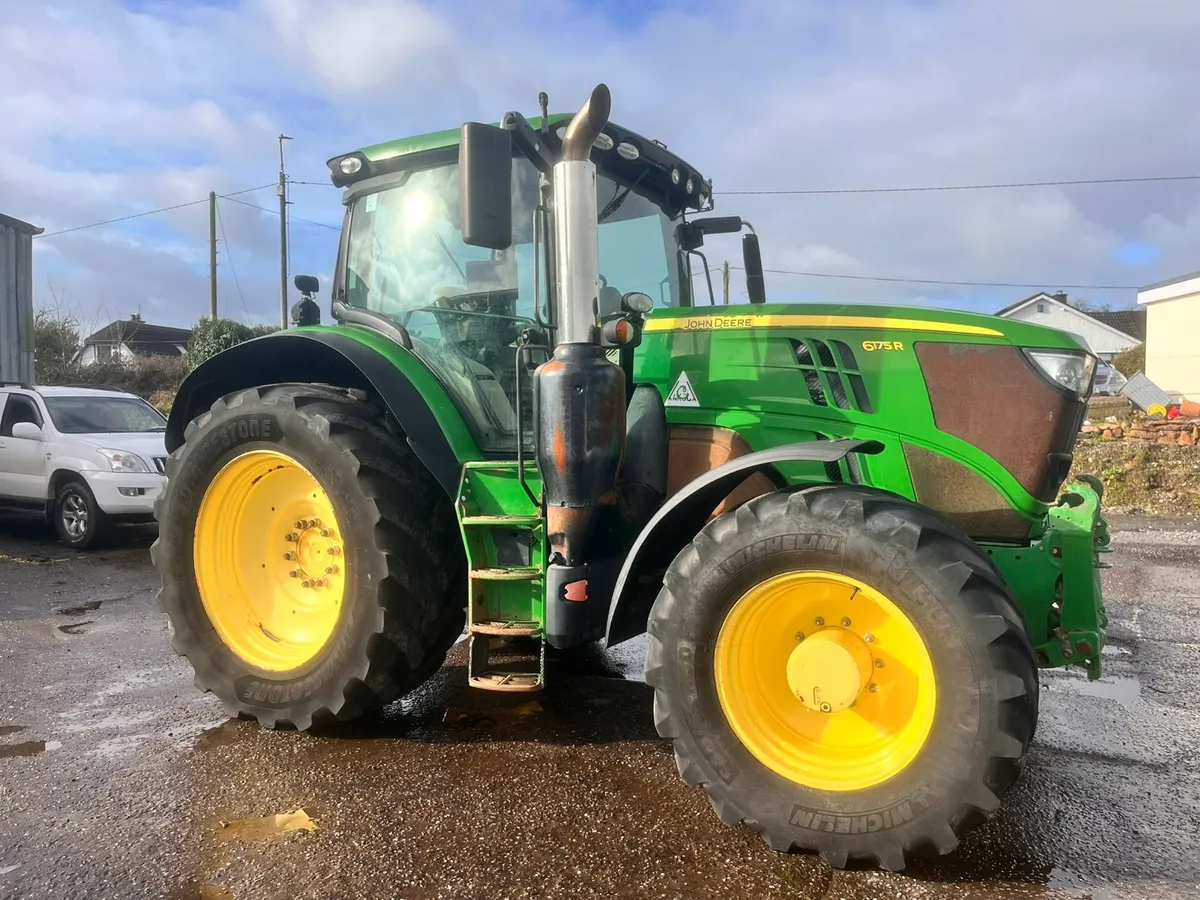John Deere 6175R - Image 1