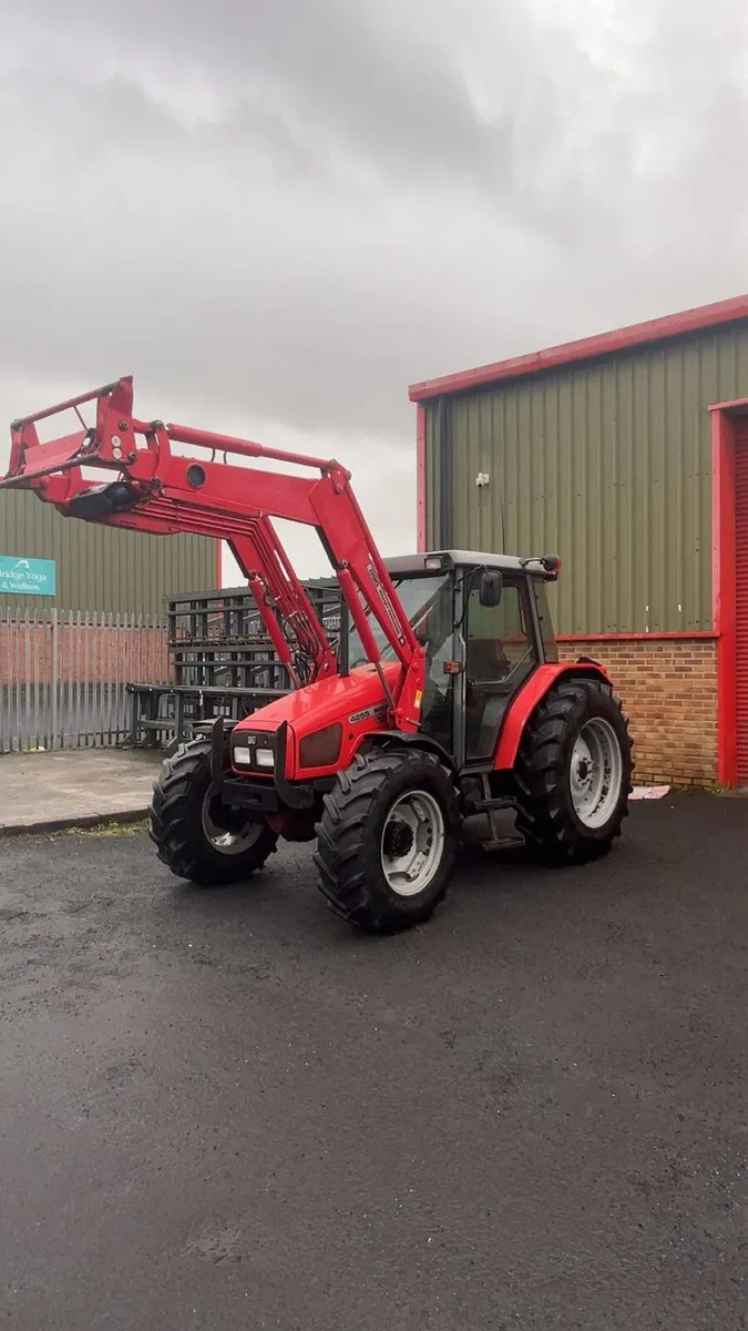 Massey Ferguson 4255 - Image 1