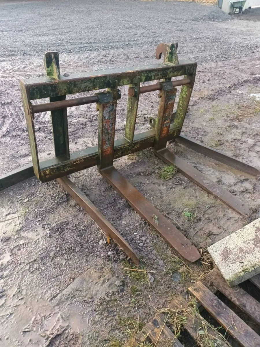 Pallet Forks (heavy duty) volvo jcb - Image 1