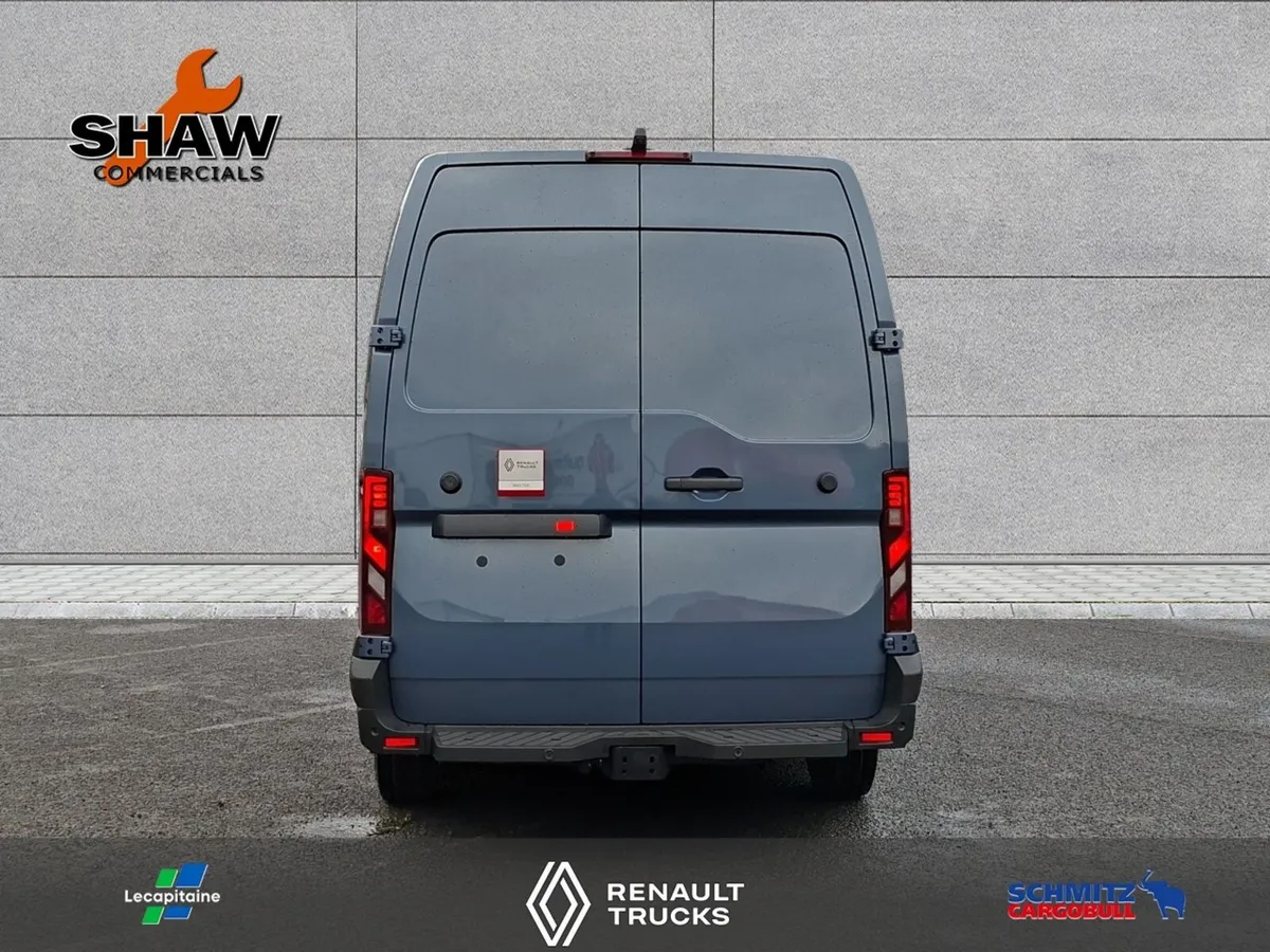 2026 New Renault Master - Image 4