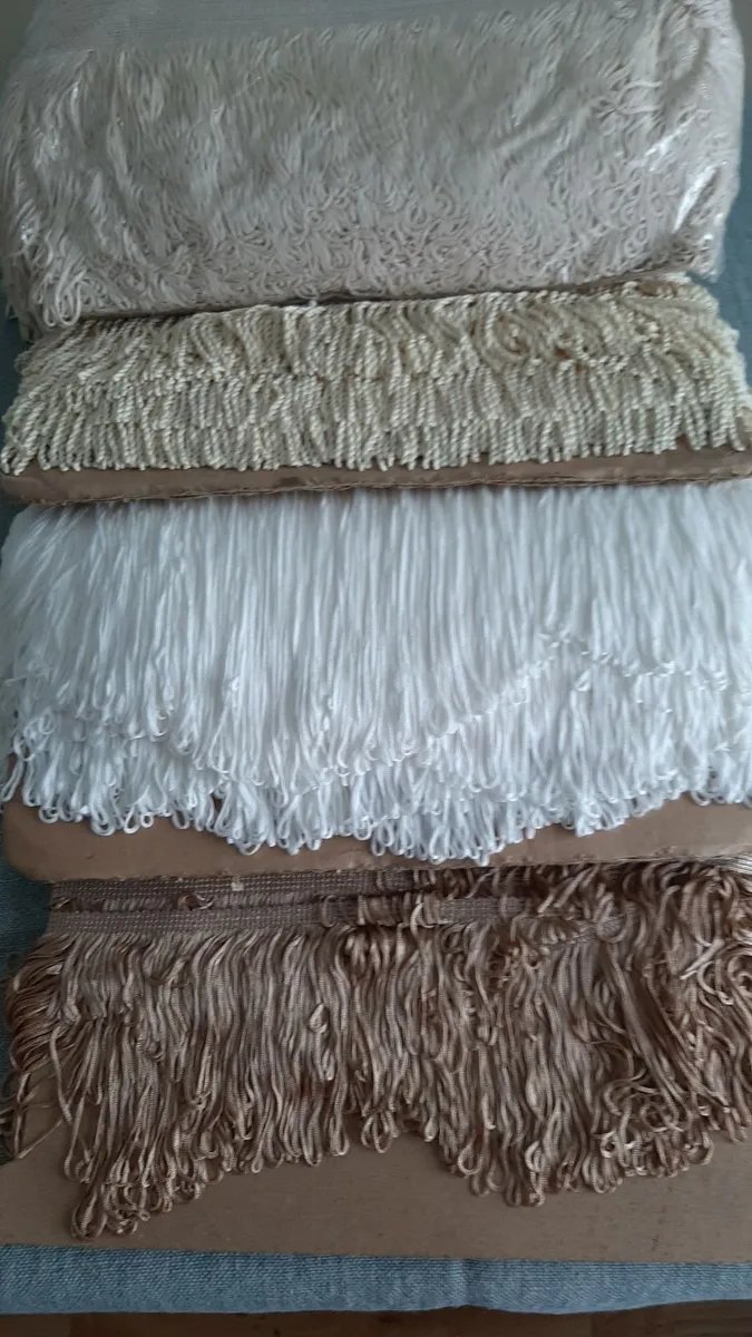 Decorative fringing - Image 1