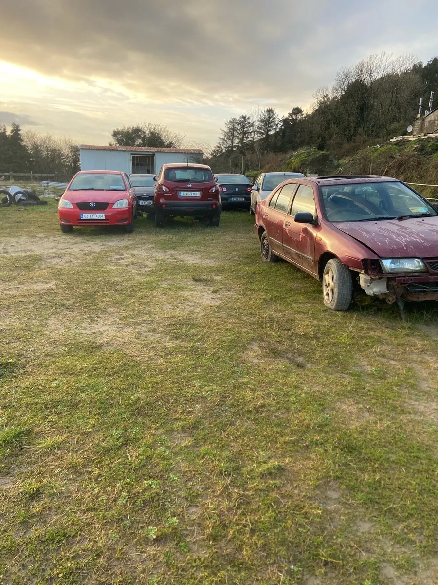 Multiple cars for breaking - Image 1