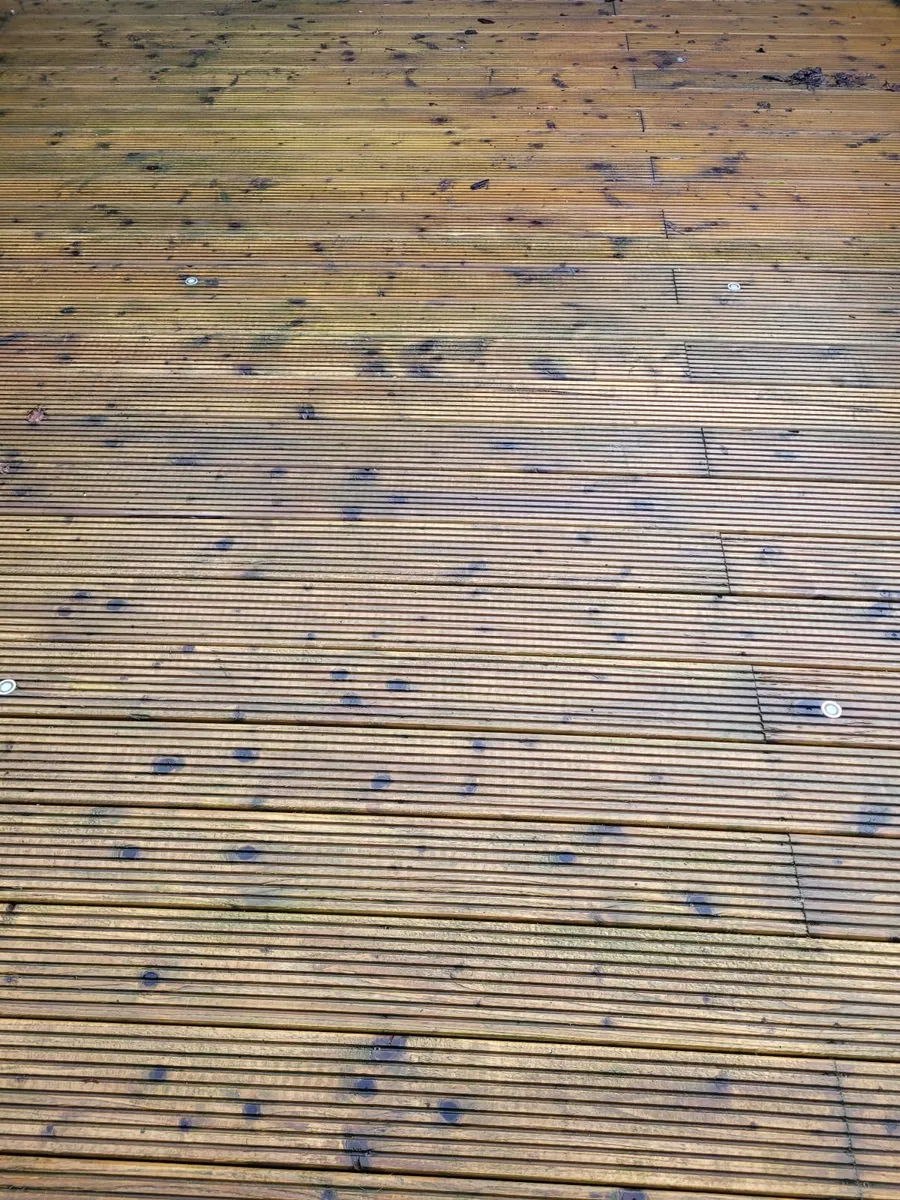 Wood decking - Image 1