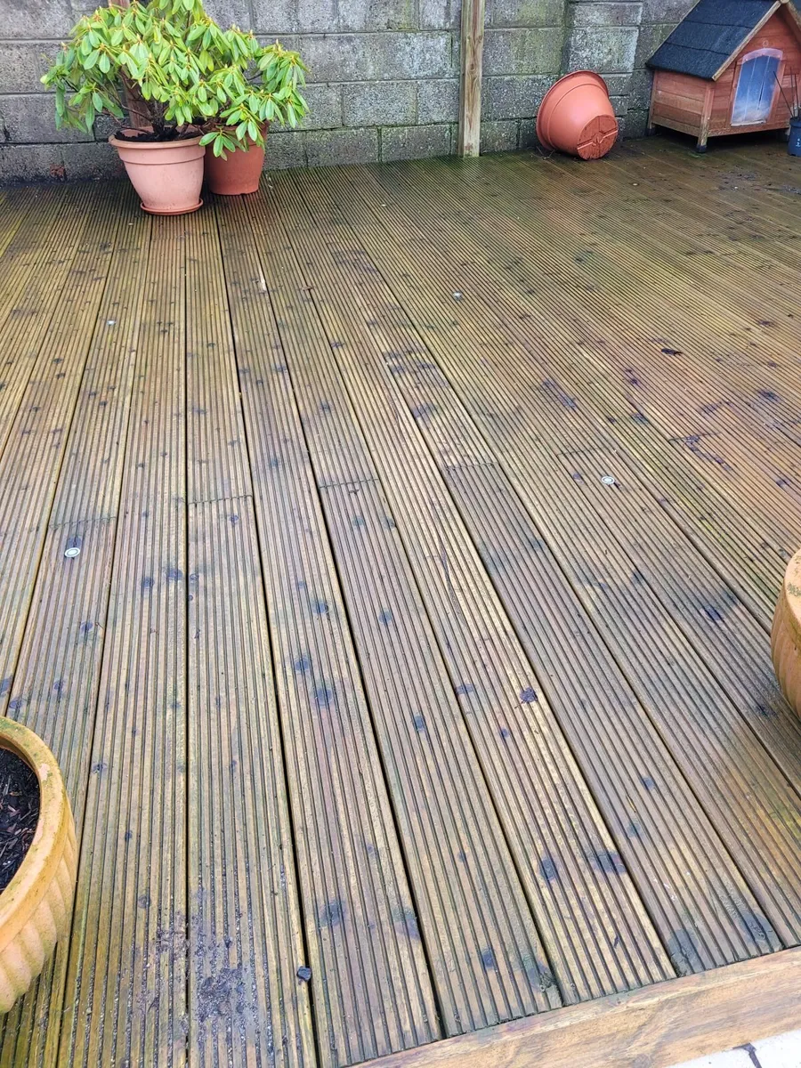 Wood decking - Image 3