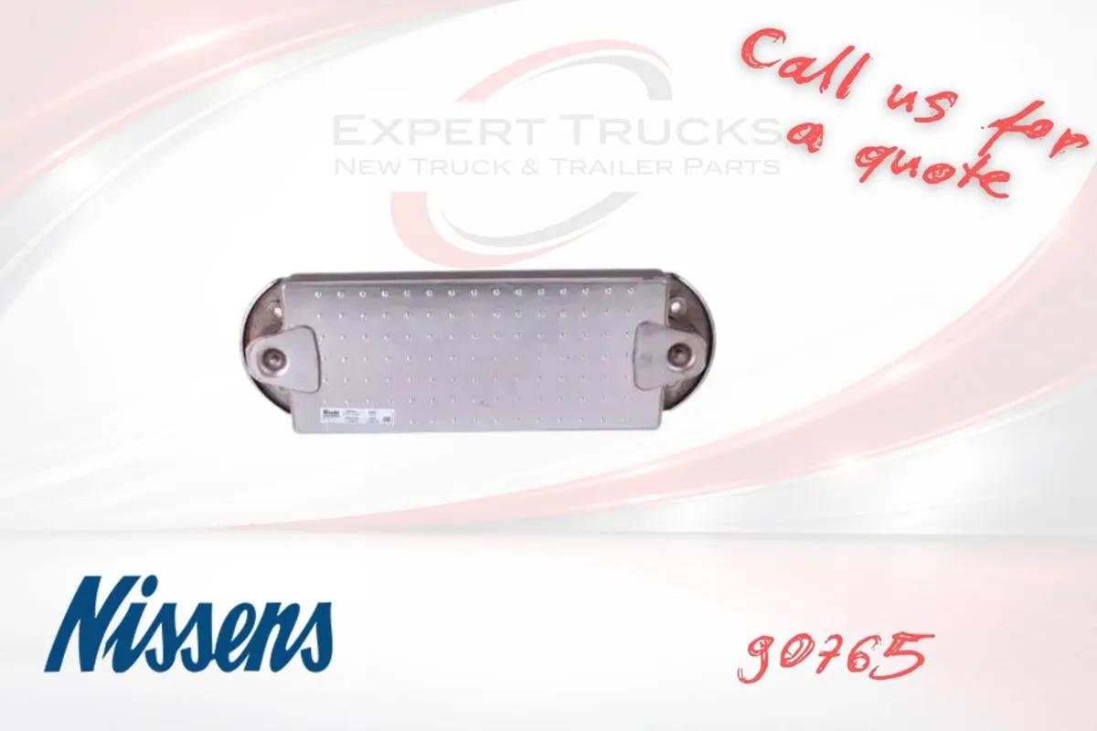 VOLVO ENGINE OIL COOLER (NISSENS)