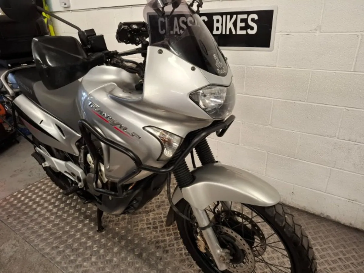 Honda Transalp 650 2007 - Image 2